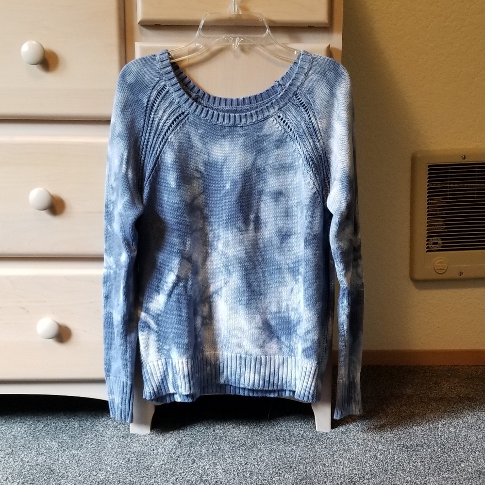 American Eagle Blue Tie-dye Sweater